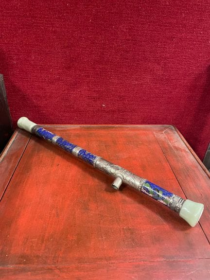 Opium pipe decorated with polychrome cloisonné ena