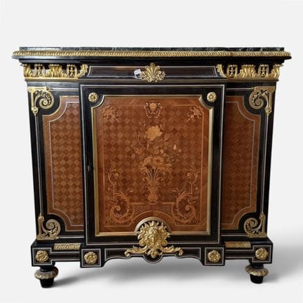 André Charles BOULLE. (Im Stil).
Epoche NAPOLEON I