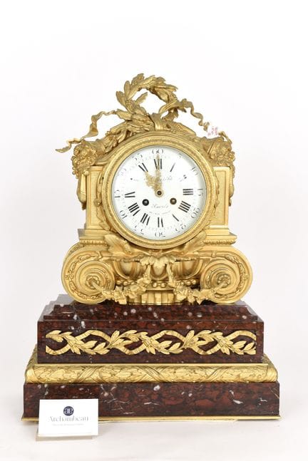 FRANCIA, París. 
Espectacular reloj de pie de esti