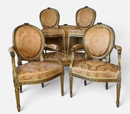 NAPOLEONE III.
2 sedie, 2 poltrone e 1 panca in le