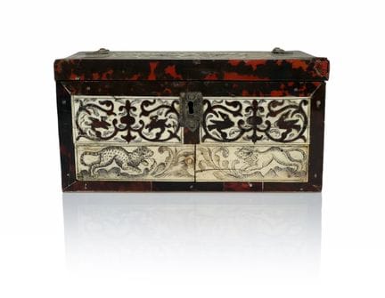 RENAISSANCE CHEST, 17TH CENTURY


Rectangular in s