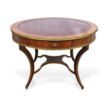 RUSSIA, LATE 18TH CENTURY
Large game table

Circul