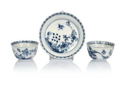 PORCELAINE BLANC BLEU


Lot comprenant une soucoup