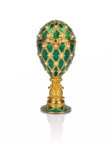 CARILLON, DANS LE GOÛT DE LA MAISON FABERGÉ
Boîte 