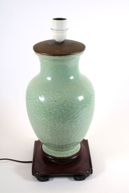 CHINA, 19th–20th century
Porcelain vase in a balus