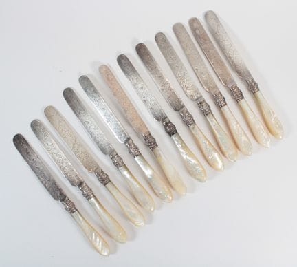 MAPPIN &amp; WEBB - Set of 12 fruit knives, with m