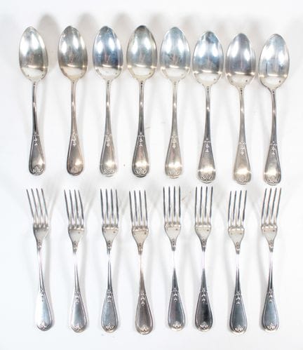 Set of 950°° silver flatware consisting of 8 forks