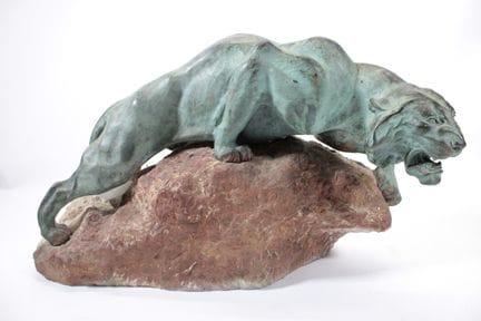 MERCULIANO, Giacomo (1859–1935)
Tiger crouching on