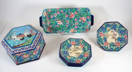 LONGWY - Large hexagonal earthenware lidded box, d