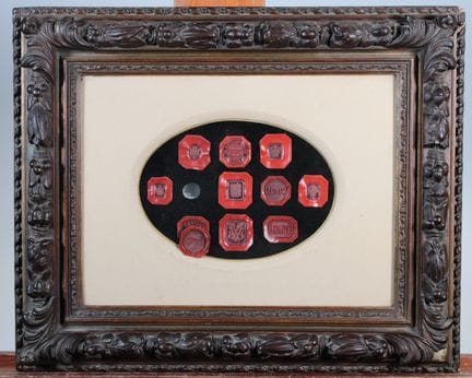 Set consisting of two frames, one containing 11 re