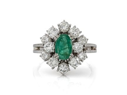 Magnifique bague en émeraude et brillants en or bl