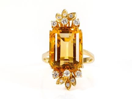 Opulento anello, oro giallo 750, con grande citrin