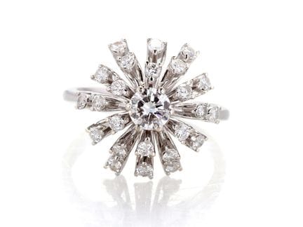 Magnifique bague en or blanc 750, avec 25 brillant