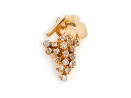 Discreet pendant, grape, in yellow gold with diamo