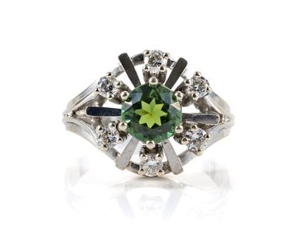 Bague avec tourmaline taille brillant en or blanc 
