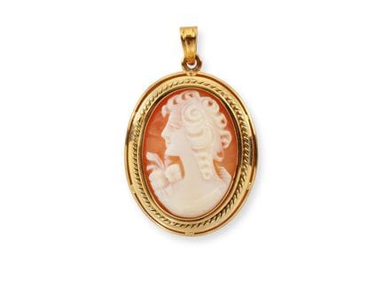 Anhänger aus 585 Gelbgold mit Muschelkamee

Anhäng