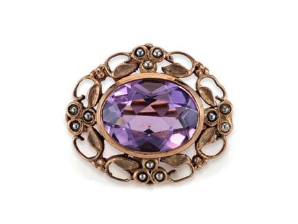 Antike kleine Amethyst-Brosche aus Rotgold

Antike
