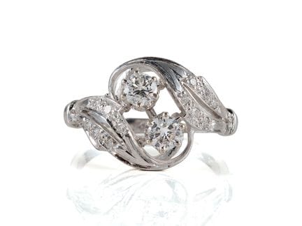 Anello in oro bianco 585 con 14 brillanti per un t
