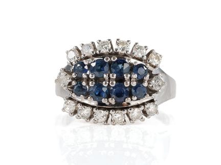 Anello decorativo, oro bianco 585, zaffiri e diama