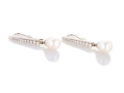 Grande paire de boucles d'oreilles en or blanc 750
