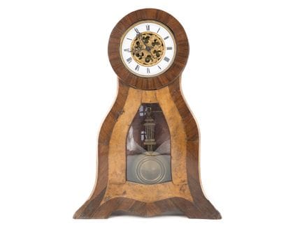 Péndulo Biedermeier, Viena, hacia 1820

Elegante p