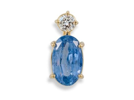 Unheated Sapphire 7.13 Carats and 0.38 Carat Brill
