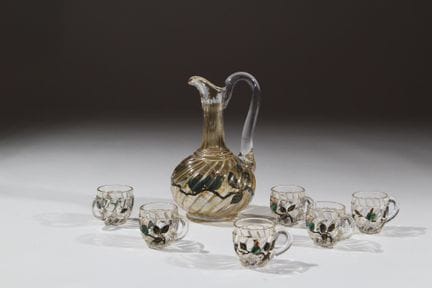 Attribuito a BACCARAT
Servizio da liquore in crist