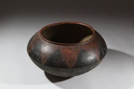 ARTE POPOLARE
Vaso o coprivaso in terracotta con d