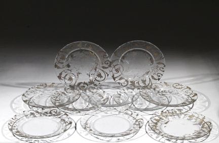 Im Stil von HERMES
Dessertteller-Set aus Glas mit 