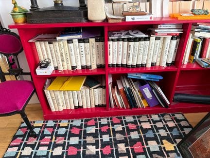 42 volúmenes de la colección «L'Univers des Formes