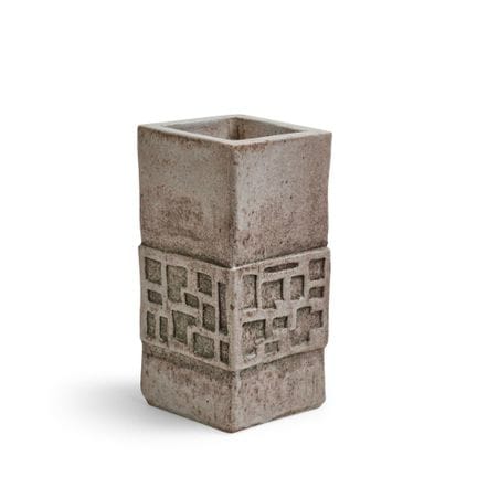 OBRA FRANCESA
Jarrón cuadrado de cerámica esmaltad