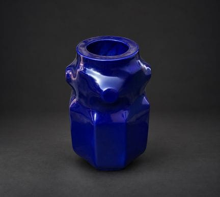 Clément Brazille
Vacuum
Vase
Glazed ceramic
Vacuum