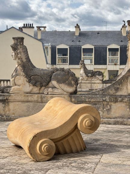 Studio 65
Capitello
Sculptural armchair
“Guflex” e