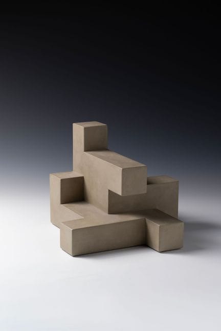 Alexander Lichtveld (1953) 
Untitled
Ceramic 
H25 