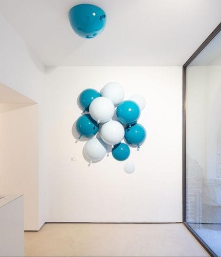 Satoshi Itasaka
Balloon 
Sculpture
FRP
2023
H 156,