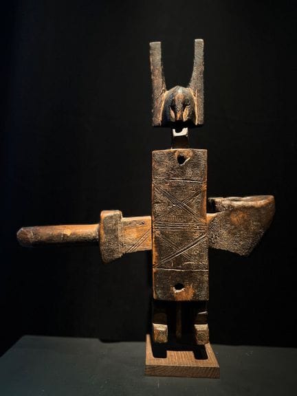 Bamana, Mali 
Early 20th century 
Attic or door lo