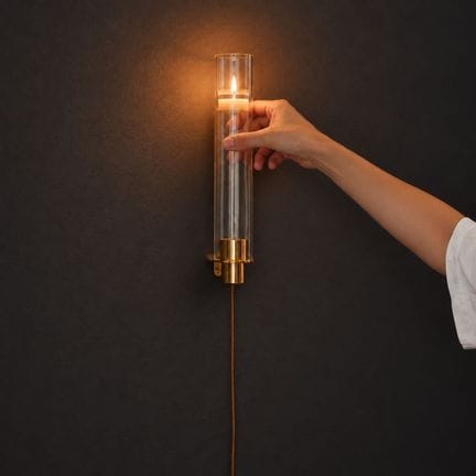 Mayice × Sierra de la Higuera
Hi
Wall sconce with 