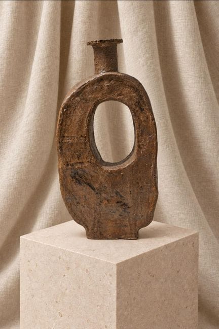 Willem van Hooff
Core Vessel Tall I Chocolate 
Vas