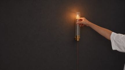 Mayice × Sierra de la Higuera
Hi
Wall sconce with 