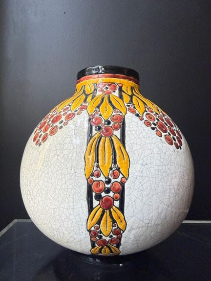 Charles Catteau
Vase 
Ceramic vase decorated with 
