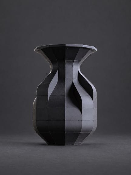 Studio Remy
Block Vase Classic - Large Black 
Ston