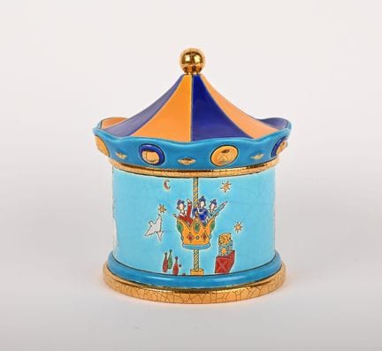 LONGWY "Manège"
Scatola in maiolica con smalti pol