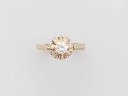 Solitärring aus 750er Weißgold (18 K), besetzt mit