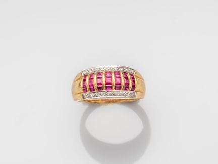 Anillo tipo diadema de oro amarillo de 750°/°° (18