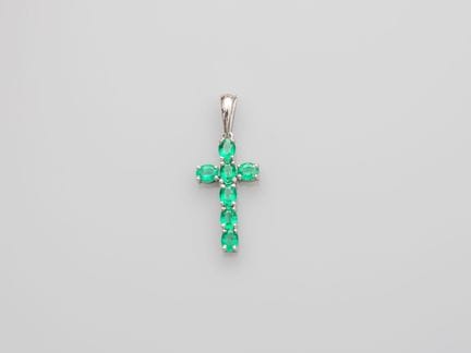 Christliches Kreuz aus 750°/°° (18 K) Weißgold, be