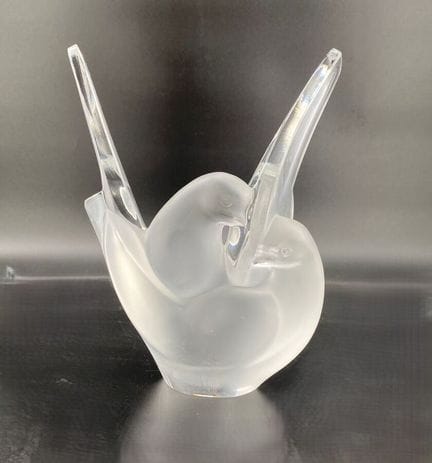 LALIQUE FRANCE, modello Sylvie, vaso da fiori in c
