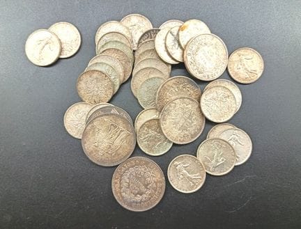 Set di monete d'argento composto da: 2 da 50 franc