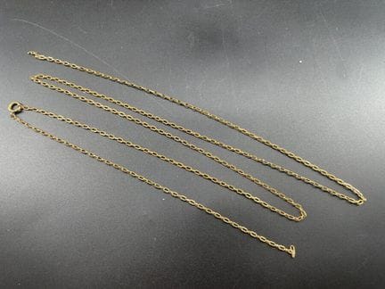 Catena in oro giallo 18 carati 750/°° a forma di c