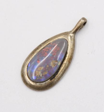 Silver pendant with opal, 2.3 g, length 2.5 cm