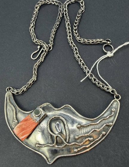 Collier en argent 925 - Pérou, avec une pierre rou